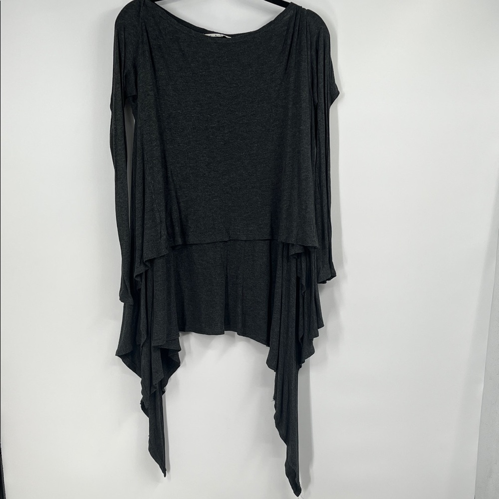 CAbi Charcoal Grey Long Sleeve High Low Drape Top Size Medium